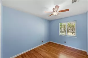 313 Blackberry Dr, Austin, TX 78745 - Photo 17