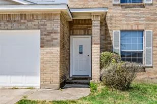 303 Banner Ave, Leander, TX 78641 - Photo 3