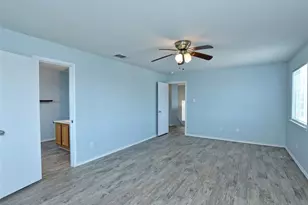 303 Banner Ave, Leander, TX 78641 - Photo 19