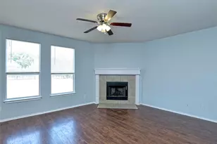 303 Banner Ave, Leander, TX 78641 - Photo 7