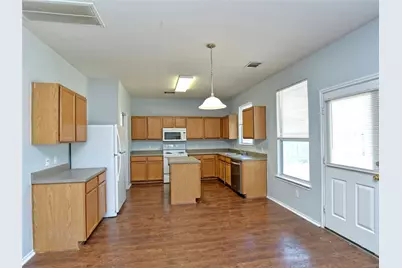 303 Banner Avenue, Leander, TX 78641 - Photo 13