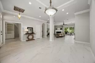 10501 Oak View Dr, Austin, TX 78759 - Photo 9