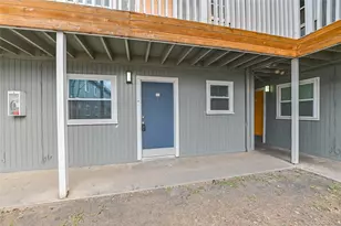 2401 Manor Rd, Austin, TX 78722 - Photo 3