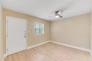 2401 Manor Rd, Austin, TX 78722 - Photo 5