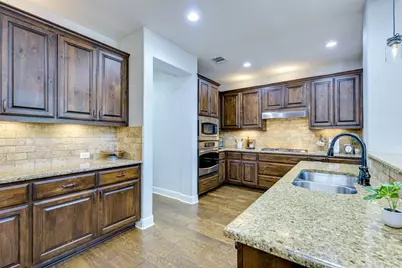 11932 Palisades Parkway, Austin, TX 78732 - Photo 17