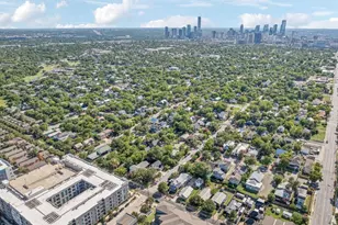 1702 Miriam Ave, Austin, TX 78702 - Photo 27