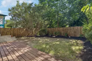 1702 Miriam Ave, Austin, TX 78702 - Photo 23