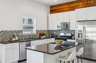 1702 Miriam Ave, Austin, TX 78702 - Photo 7