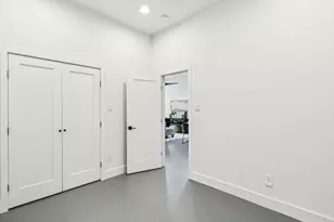 1702 Miriam Ave, Austin, TX 78702 - Photo 21