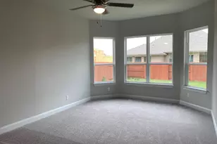 2202 Ambling Trl, Georgetown, TX 78628 - Photo 15