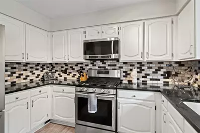 17500 Klamath Falls Drive, Round Rock, TX 78681 - Photo 9