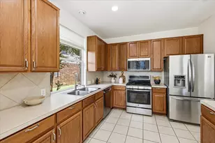 2106 Chalk Hill Cove, Round Rock, TX 78665 - Photo 17