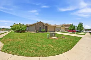 227 Hess Dr, Kyle, TX 78640 - Photo 21