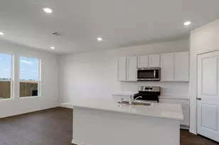 140 Orange Flame Blvd, Uhland, TX 78640 - Photo 5