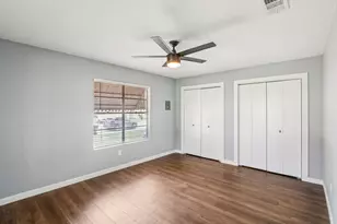 755 E Bellville St, Giddings, TX 78942 - Photo 23