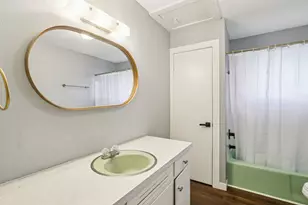 755 E Bellville St, Giddings, TX 78942 - Photo 25