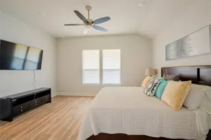 215 Grand Cyn Wy, Kyle, TX 78640 - Photo 3