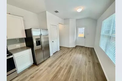 420 Perfect World Loop, Jarrell, TX 76537 - Photo 15