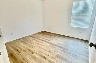 420 Perfect World Loop, Jarrell, TX 76537 - Photo 3