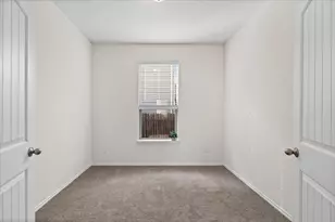 19108 Lady Bird Johnson St, Manor, TX 78653 - Photo 13