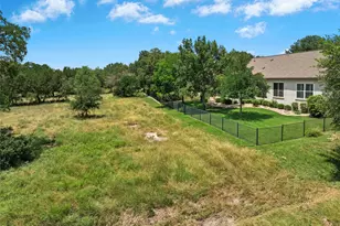 107 Crystal Springs Dr, Georgetown, TX 78633 - Photo 33