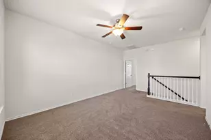2105 Town Centre Dr, Round Rock, TX 78664 - Photo 11