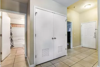 1023 W 24th Street #707, Austin, TX 78705 - Photo 9