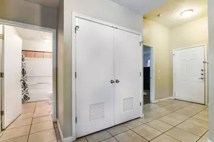 1023 W 24th St, Austin, TX 78705 - Photo 9
