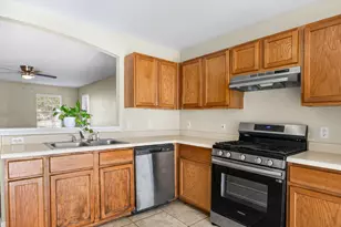 17611 Wiseman Dr, Pflugerville, TX 78660 - Photo 5