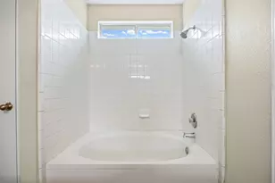 17611 Wiseman Dr, Pflugerville, TX 78660 - Photo 11