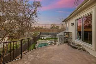 2703 McCullough St, Austin, TX 78703 - Photo 25