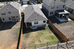 8212 Purple Aster Pass, Lago Vista, TX 78645 - Photo 23