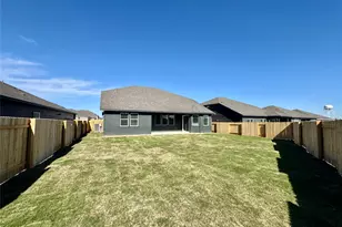 175 Pendleton Dr, Kyle, TX 78640 - Photo 5