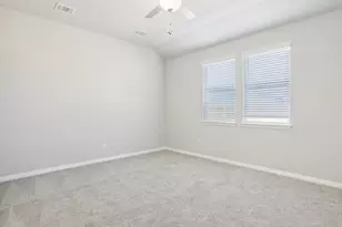 175 Pendleton Dr, Kyle, TX 78640 - Photo 7