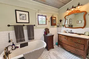 1809 Main St, Liberty Hill, TX 78642 - Photo 31