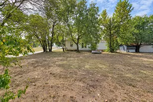 1809 Main St, Liberty Hill, TX 78642 - Photo 19