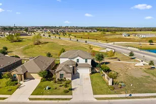 266 George Neggan Ln, Bastrop, TX 78602 - Photo 3