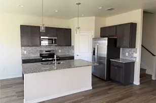 510 Whirlaway Dr, Jarrell, TX 76537 - Photo 3