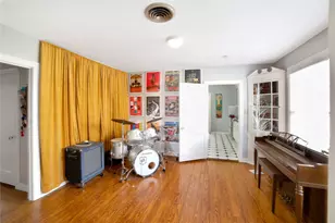 2806 Breeze Terrace, Austin, TX 78722 - Photo 5