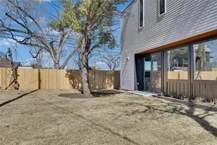 1804 Sylvan Dr, Austin, TX 78741 - Photo 27