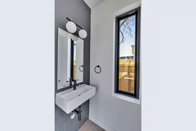 1804 Sylvan Drive #2, Austin, TX 78741 - Photo 17