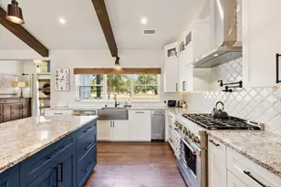 338 Morning Dew Dr, Round Mountain, TX 78663 - Photo 11