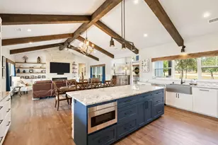 338 Morning Dew Dr, Round Mountain, TX 78663 - Photo 7