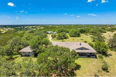 113 Indian Bluff Drive, Kerrville, TX 78028 - Photo 27