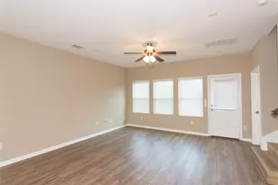 208 Timber Brook Dr, Hutto, TX 78634 - Photo 5