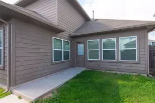 208 Timber Brook Dr, Hutto, TX 78634 - Photo 17