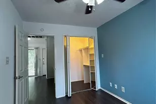 708 Graham Pl, Austin, TX 78705 - Photo 5