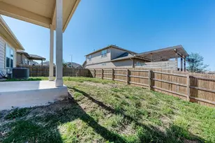 6713 Branrust Dr, Austin, TX 78744 - Photo 31