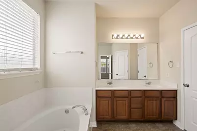 216 Hyltin Street, Hutto, TX 78634 - Photo 21