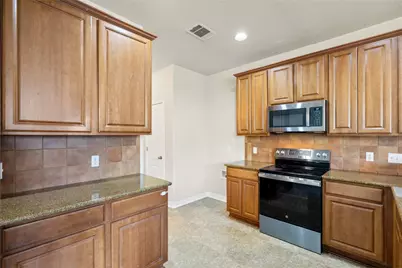 216 Hyltin Street, Hutto, TX 78634 - Photo 15